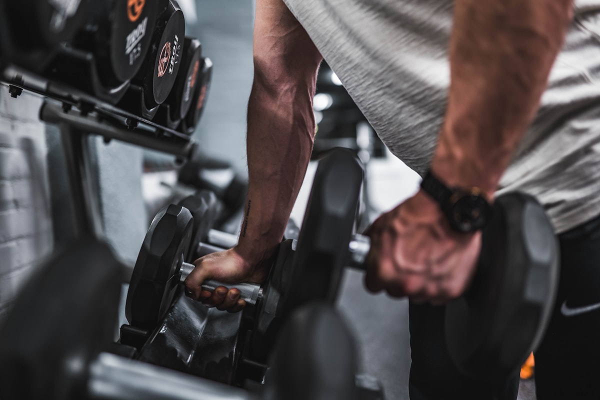 Nutrition guidance for male weight management